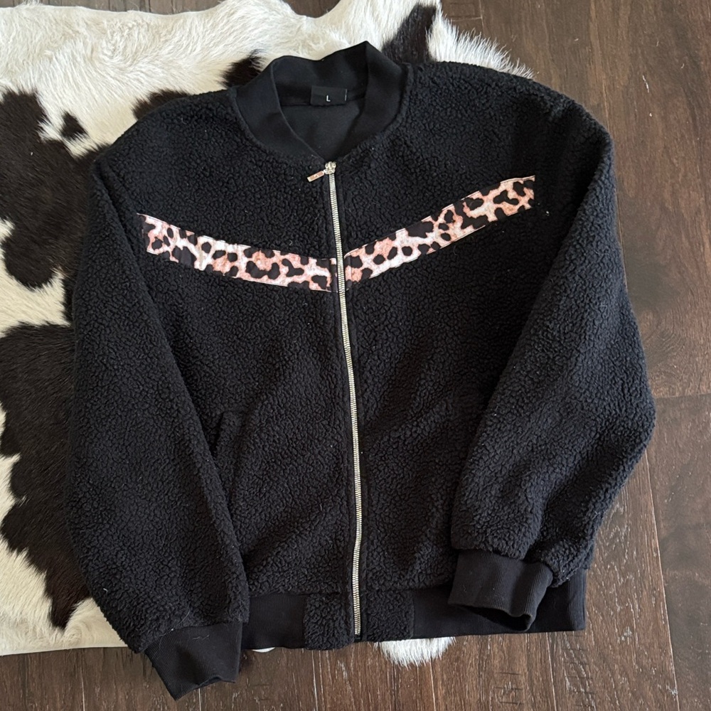 ZYIA Flying V Jacket